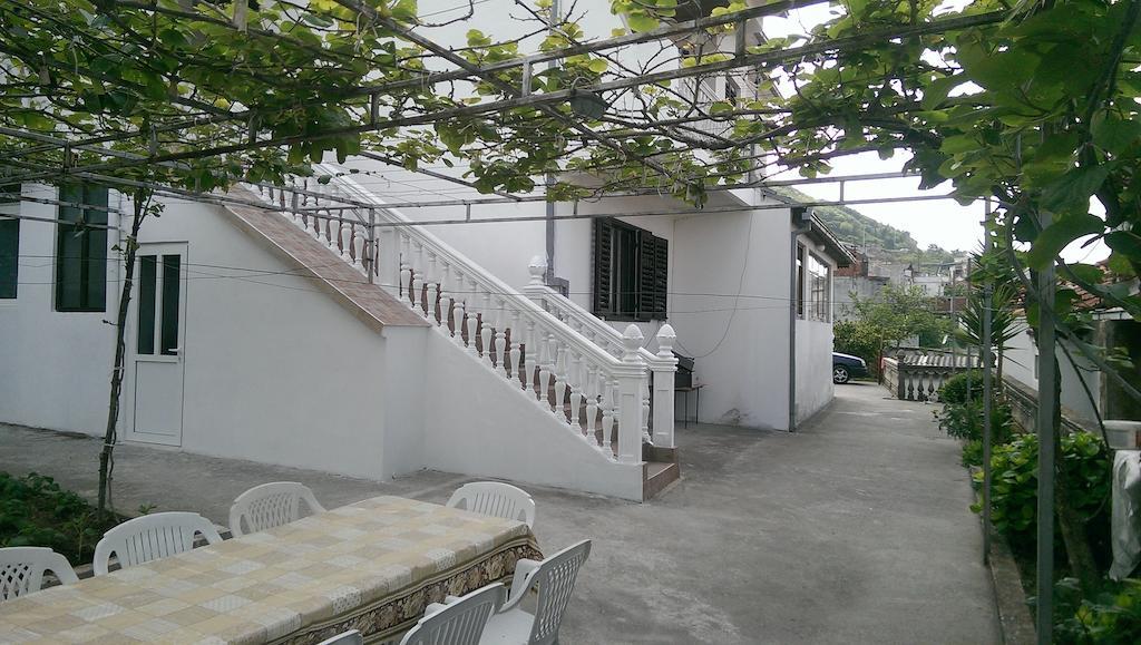 Guesthouse Sinani Ulcinj Eksteriør billede