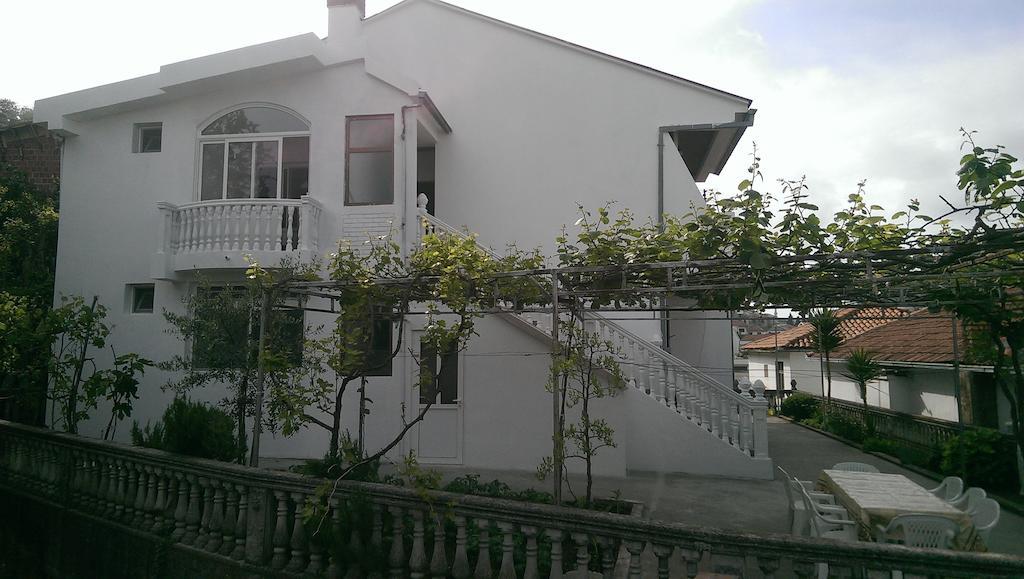 Guesthouse Sinani Ulcinj Eksteriør billede