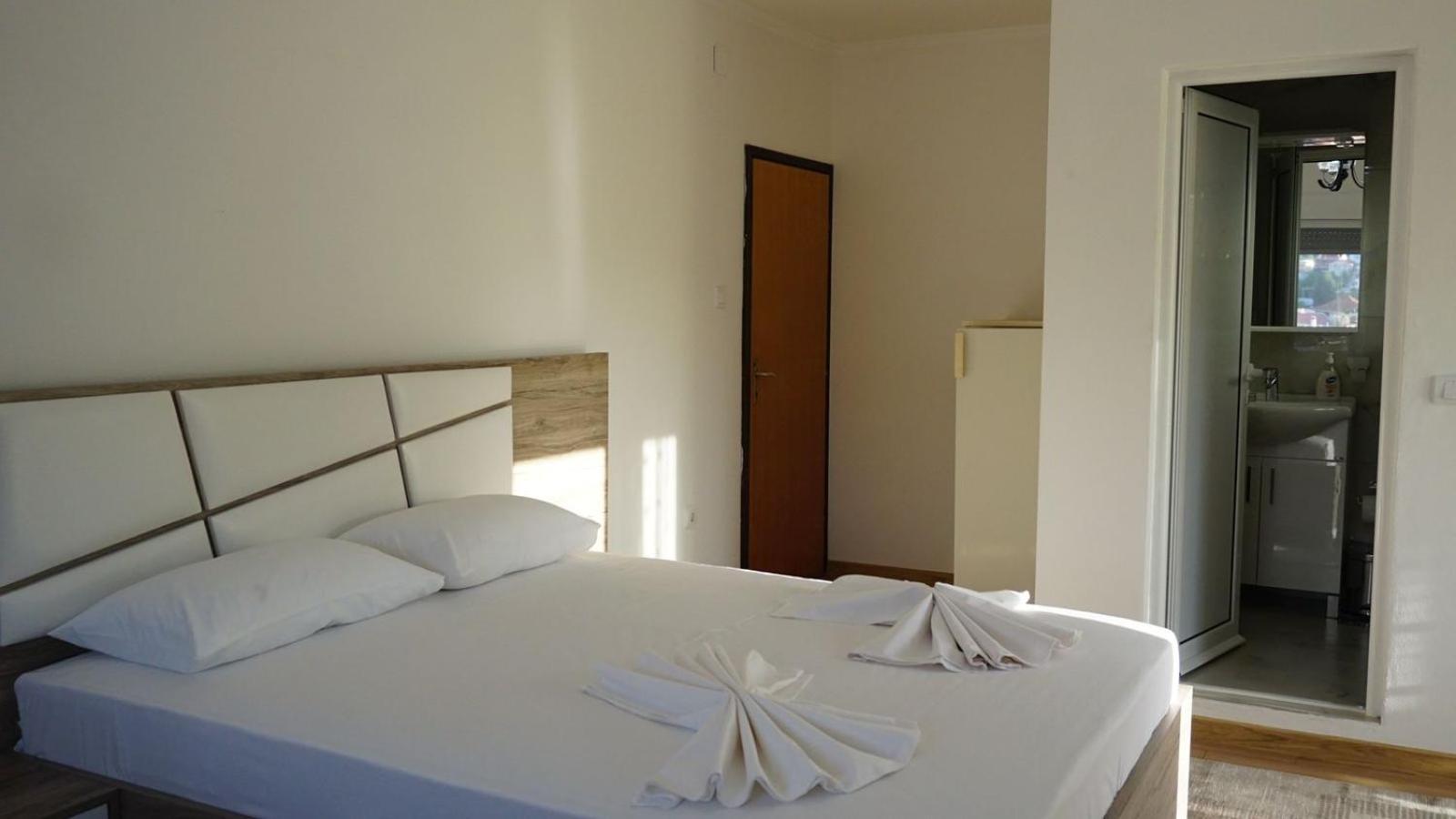Guesthouse Sinani Ulcinj Eksteriør billede